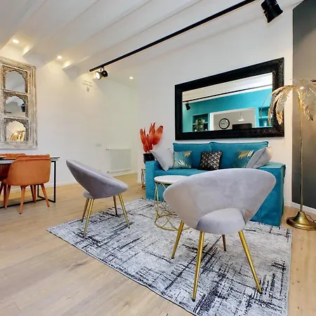 Amazing Penthouse In The Heart Of Apartment *