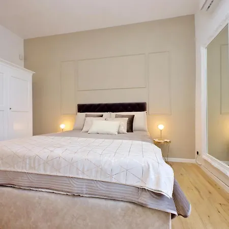شقة Amazing Penthouse In The Heart Of روما